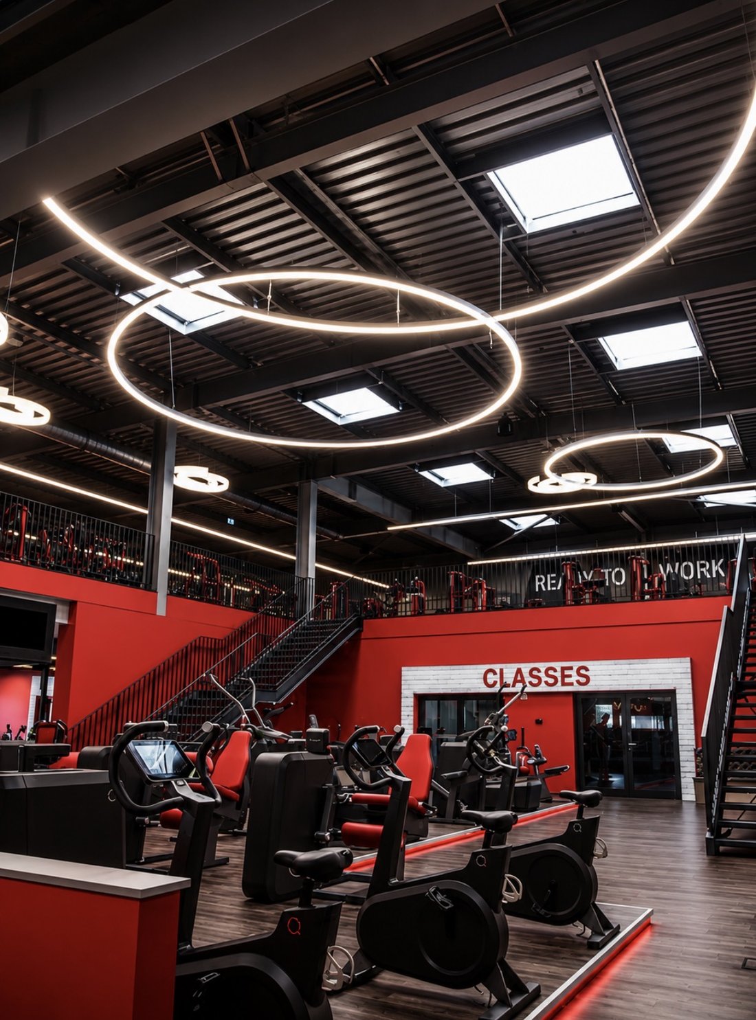 Trainingsfläche und Kursbereich bei Sports & Spa Hannover